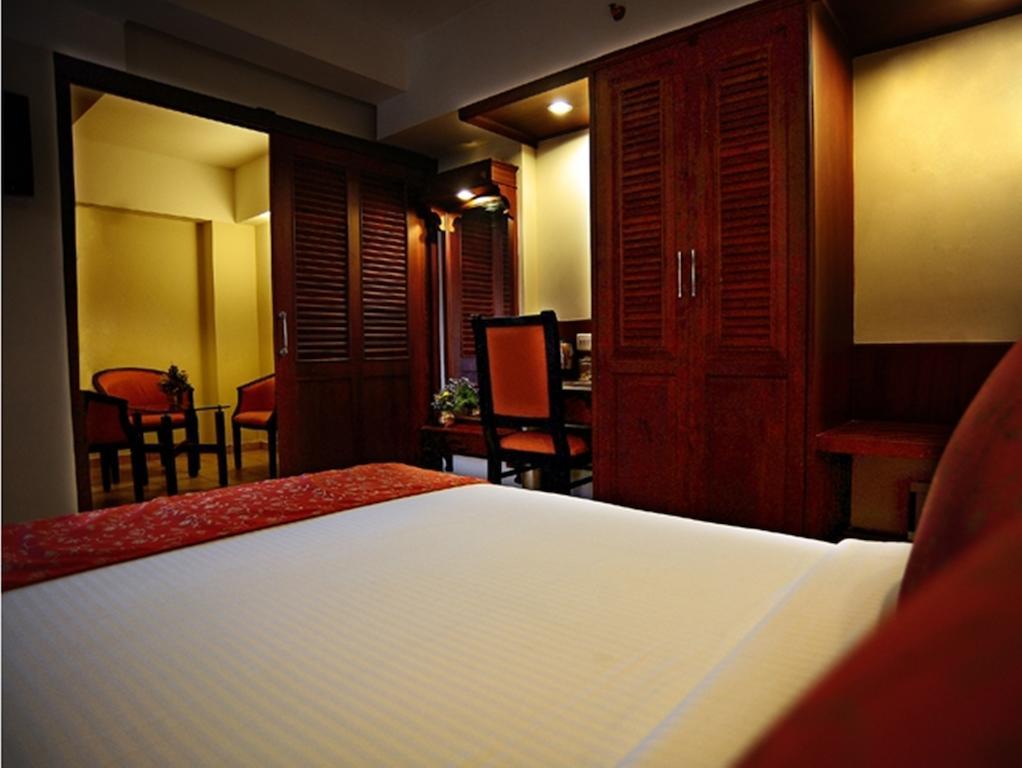Hotel The Seven Hills Thiruvananthapuram Værelse billede